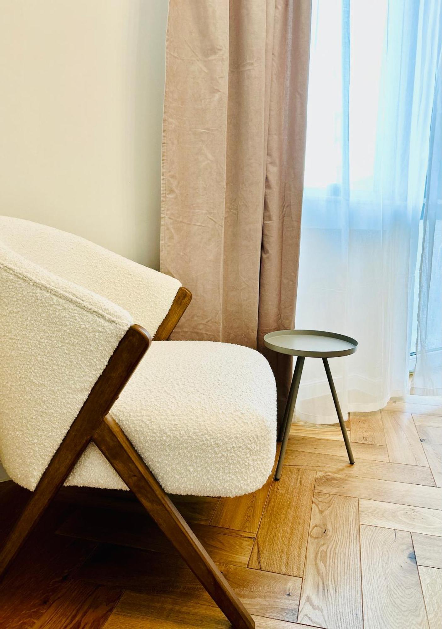 Ultracentral Lux Boutique 1Br Ap Near Subway Bucharest Exterior photo